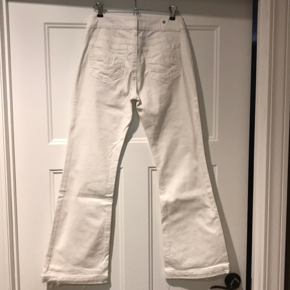 Women’s Silver flairs